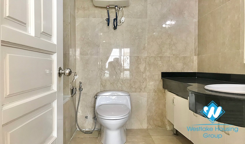 Mid floor apartment for rent in building P fully furnished 4 bedrooms